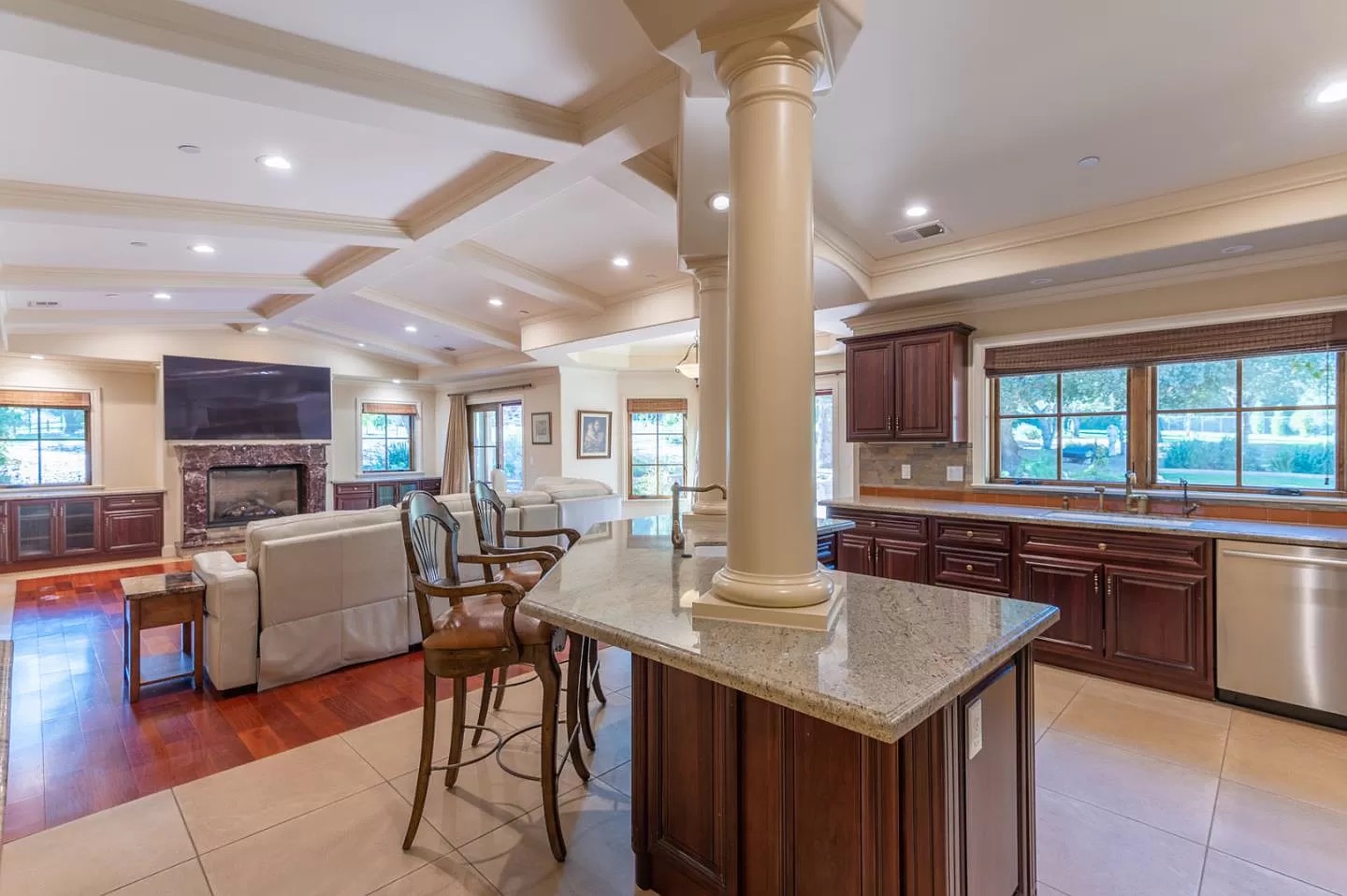 custom kitchen remodeling project by Dactts Construction in Pensacola Florida